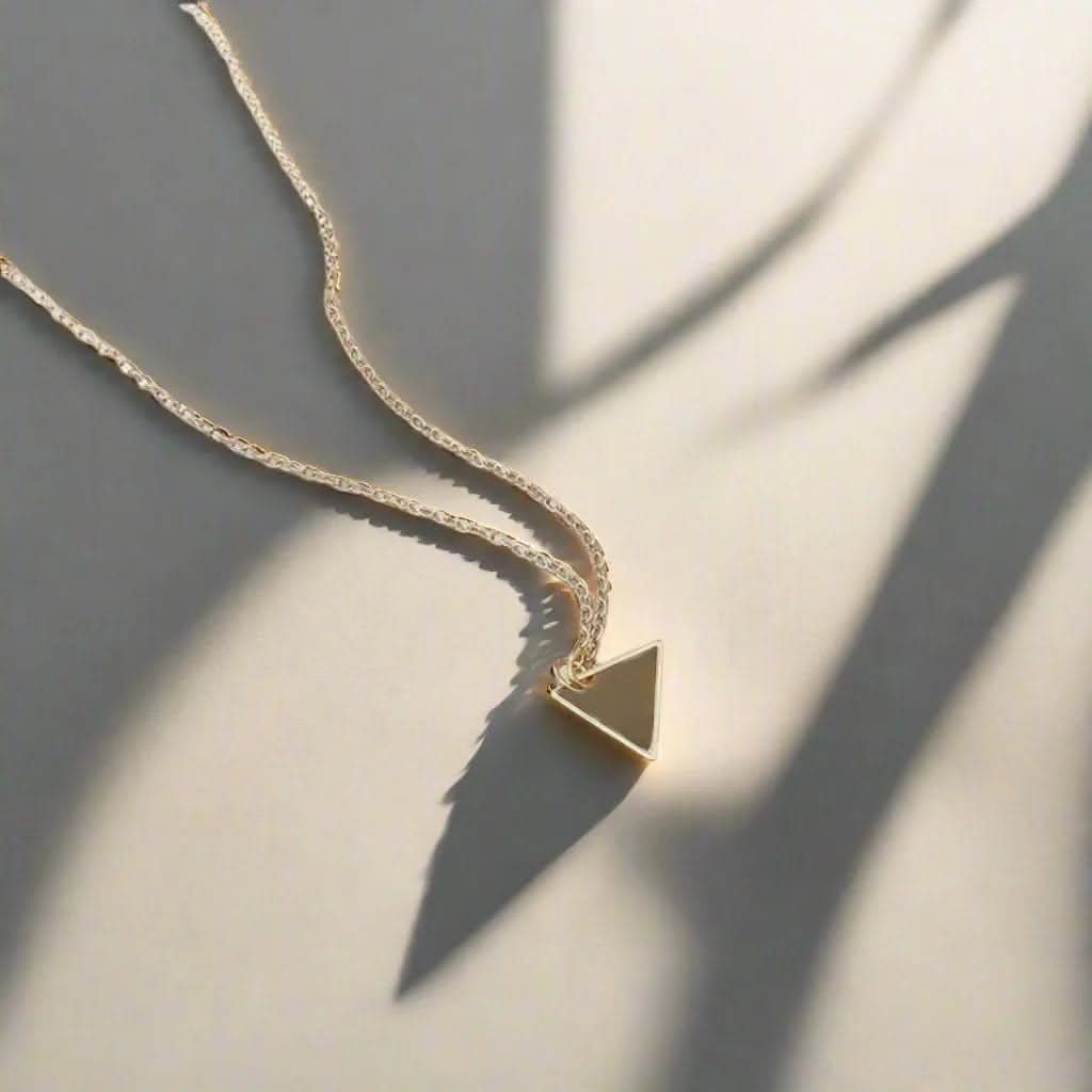 “GeoLite” Triangle Pendant Necklace - Doopshop Company